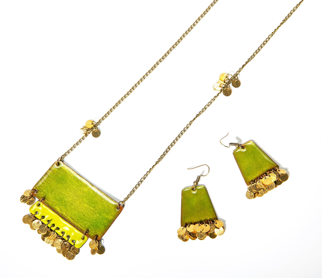 Zagara - világoszöld tűzzománc fülbevaló peridottal