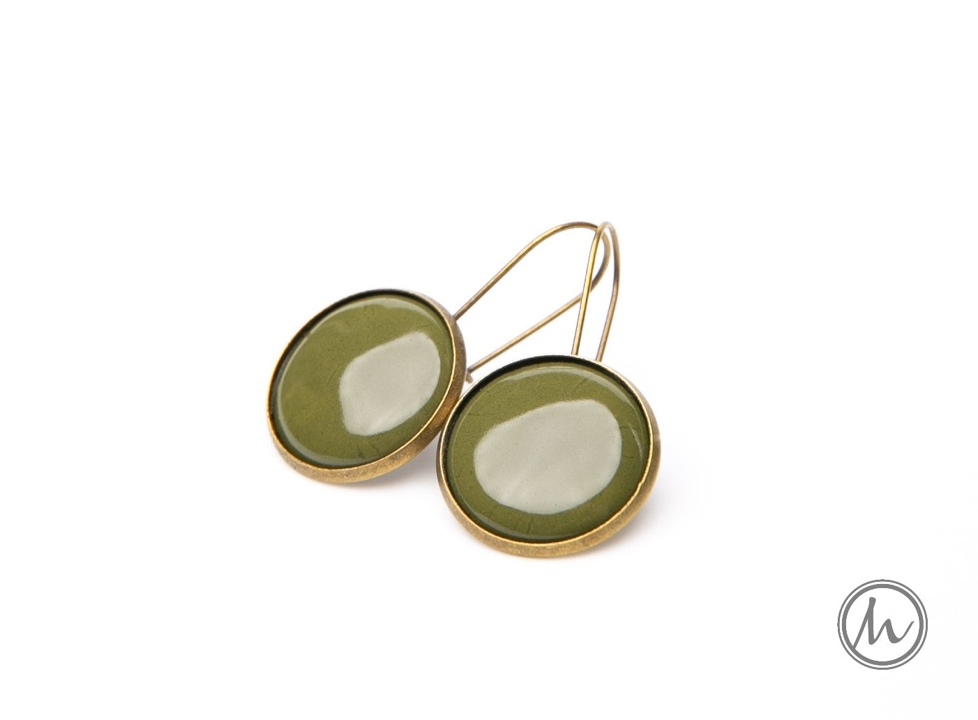 Kapcsos tűzzománc fülbevaló zöld színekben