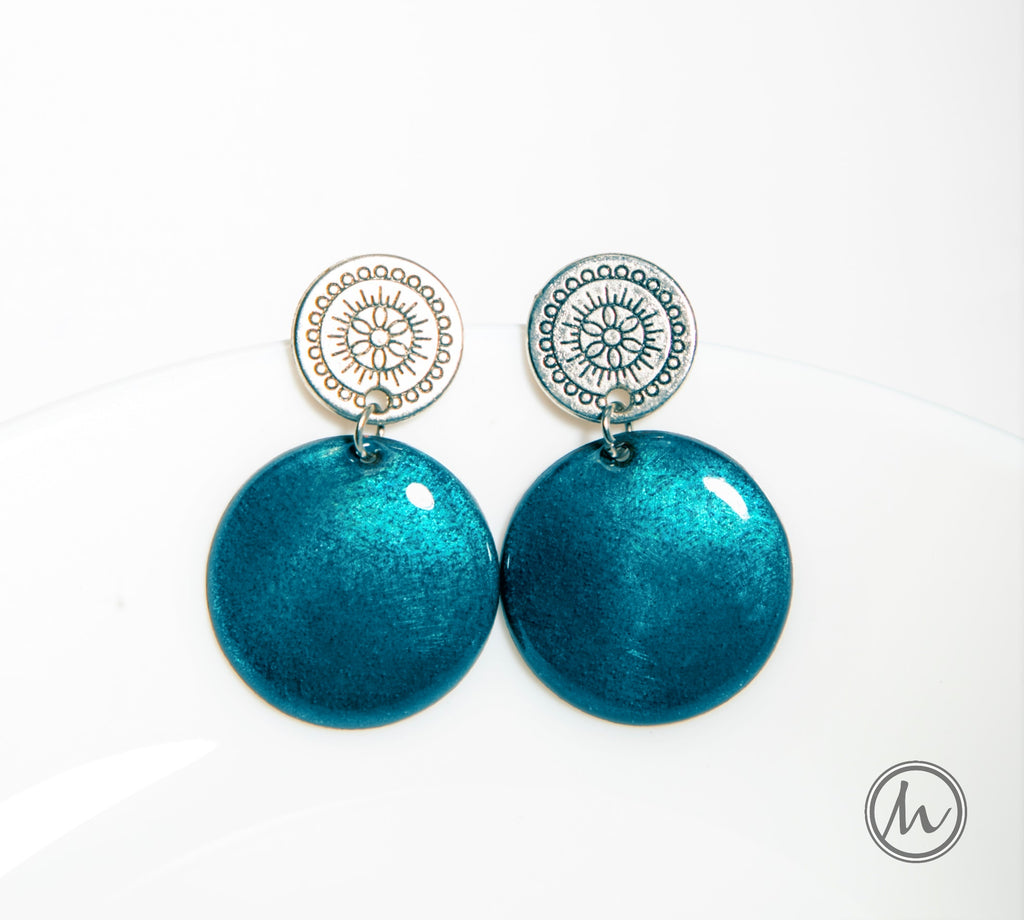 Hópihék - tűzzománc fülbevaló mintázott fém koronggal