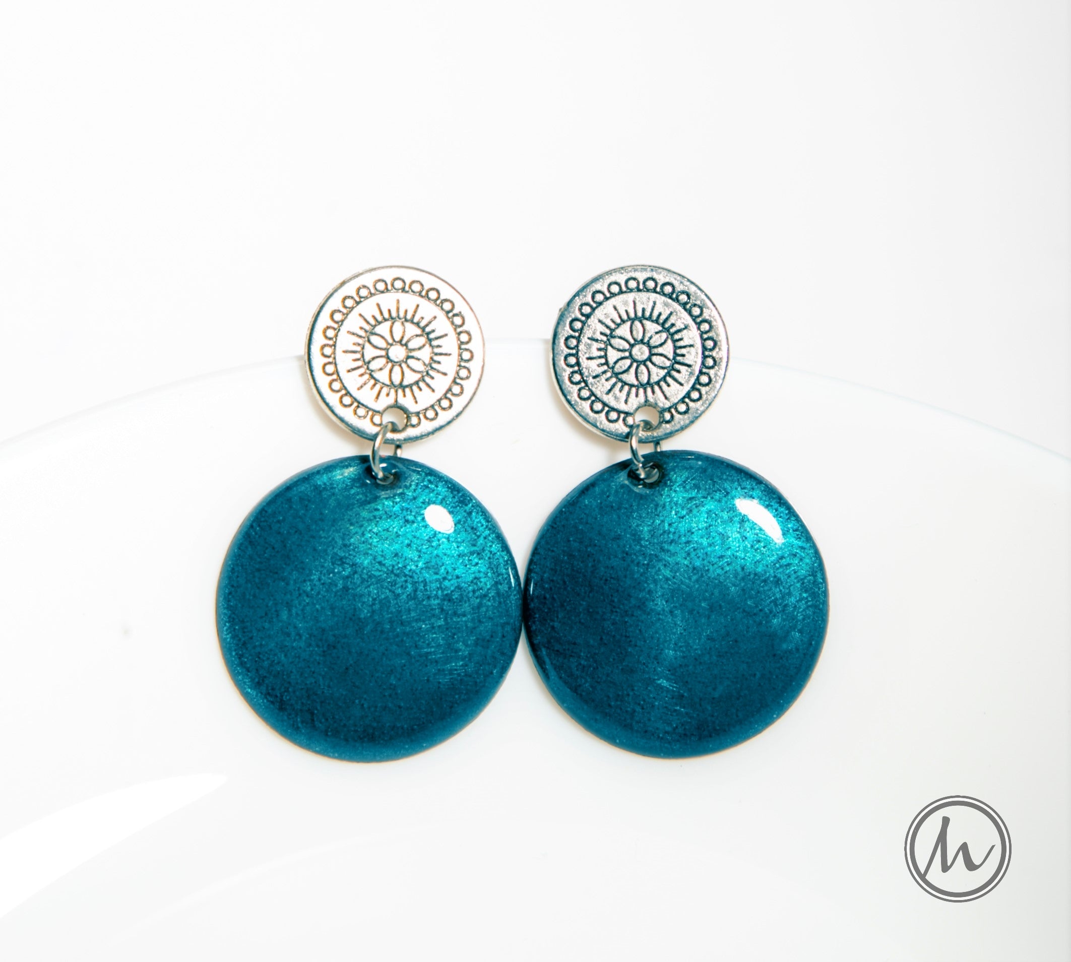 Hópihék - tűzzománc fülbevaló mintázott fém koronggal